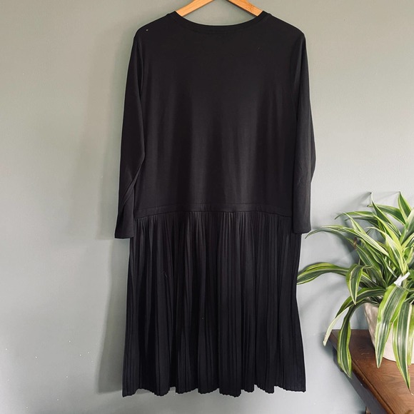 Worn Once!  J. Jill Pleated Drawstring Dress L J Jill Black Minimalist Lagenlook - Picture 4 of 9